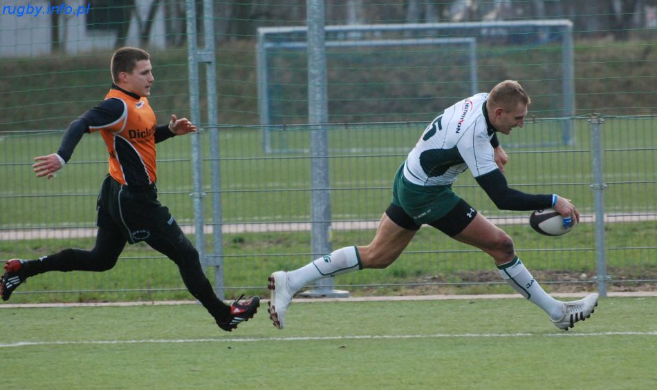 Lechia wygrywa w Warszawie